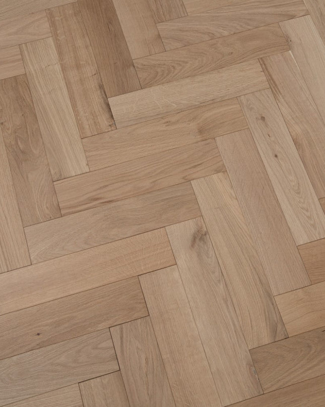 Unfinished Solid Oak Herringbone Flooring | Pukka Flooring
