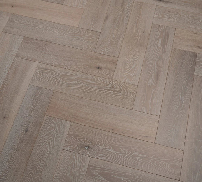 Herringbone Engineered Wood Flooring – Oak, White Washed B&Lac – DIY Box Flooring | Pukka Flooring