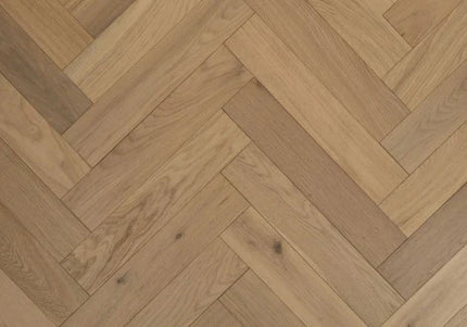 Invisible Herringbone Oak Engineered Wood Flooring | Pukka Flooring