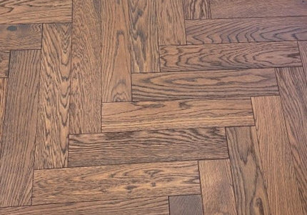 Whiskey Oak Engineered Oak Herringbone Flooring (10mm/3mm x 90 x 450mm)