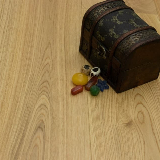 Raw Oak UV Lacquered T&G Oak Flooring 14/3 190 1860  |Pukka Flooring