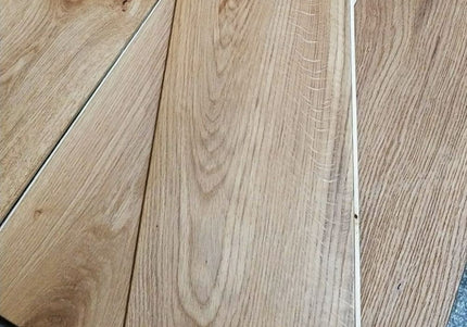 Pukka Flooring Engineered Oak Flooring – 12/3 x 190 x 1900mm T&G Engineered Oak – Natural Oak Brushed & UV Oiled