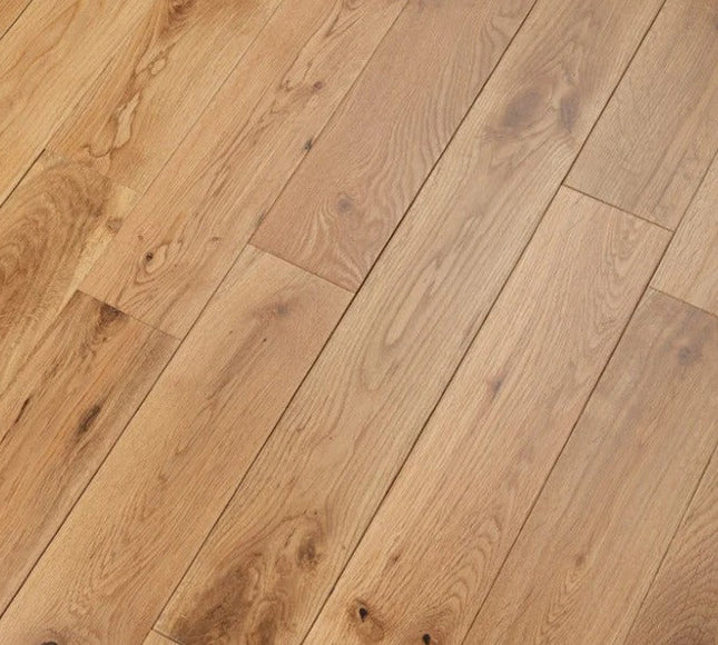 UV Lacquered Solid Oak Planks | Pukka Flooring