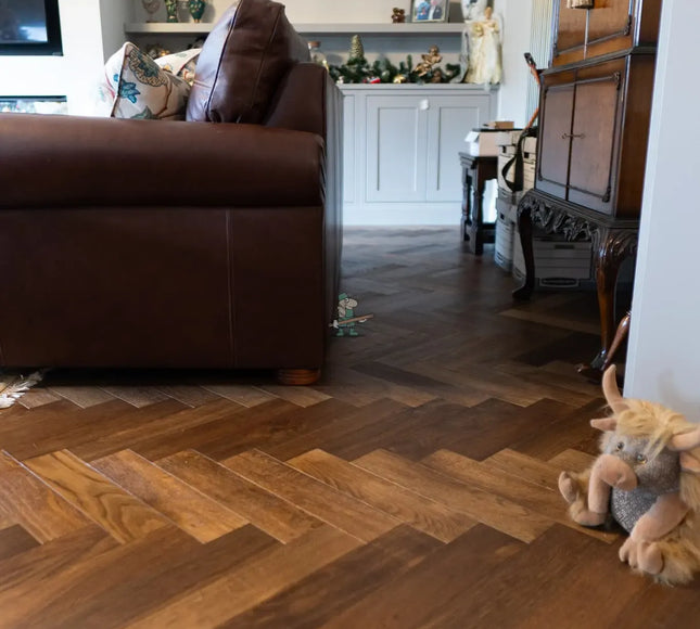 Golden Smoked UV Oiled Engineered Oak Herringbone Flooring | Pukka Flooring