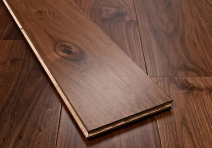 Walnut Natural UV Oiled Engineered Wood Flooring (14/3mm x 190 x 1900mm)