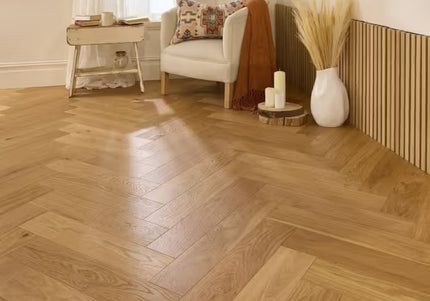 Pukka Flooring Loc Engineered Herringbone – 14 x 130mm Herringbone Engineered LOC – Invisible Brushed & Matt Lacquered