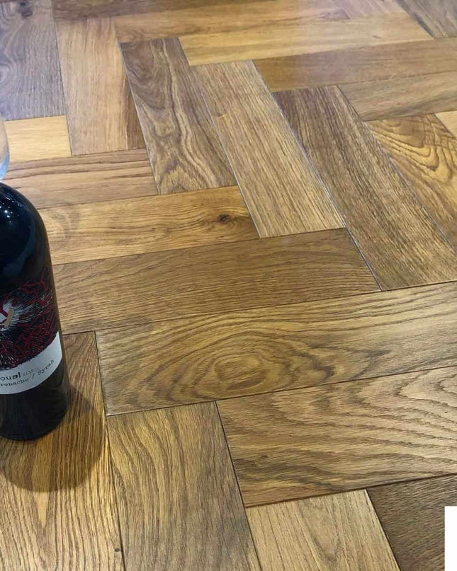 Pukka Flooring Engineered Oak Flooring – 14mm Engineered Oak Herringbone – Smoked Stained Brushed & UV Oiled