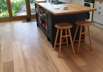 Pukka Flooring Engineered Oak Flooring – 12/3 x 190 x 1900mm T&G Engineered Oak – Natural Oak Brushed & UV Oiled