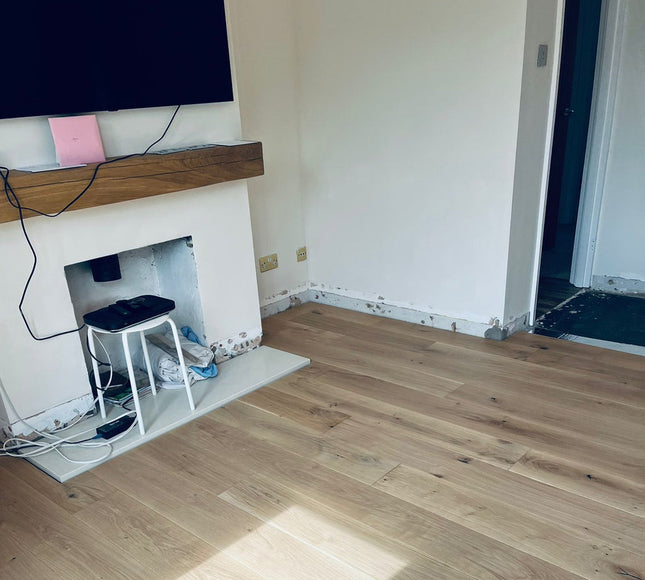 Invisible Lac Oak Engineered Wood Flooring | Pukka Flooring