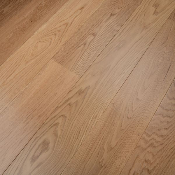 Caramel Brushed UV Lacquered Oak Flooring | Pukka Flooring