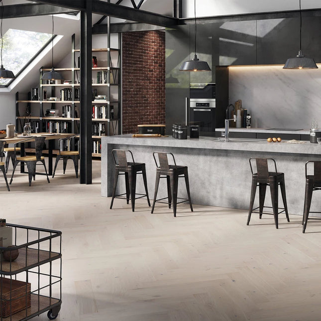 Pukka Flooring Loc Engineered Herringbone – 14 x 110mm Herringbone Engineered LOC – White Oak Brushed Matt Lacquered