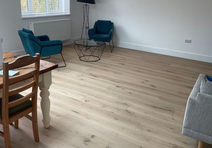 Invisible Brushed UV Lacquered Oak Flooring |Pukka Flooring