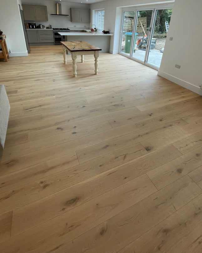 Smooth Unfinished Engineered Oak Flooring | Pukka Flooring
