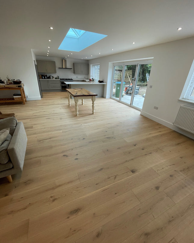 Invisible Lacquered Engineered Oak Flooring | Pukka Flooring
