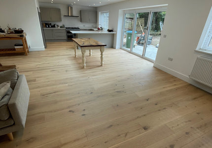 Invisible Brushed UV Lacquered Oak Flooring |Pukka Flooring