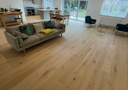 Invisible Lacquered Engineered Oak Flooring | Pukka Flooring